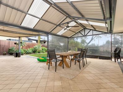 17 Rannoch Circle, Hamersley WA 6022