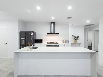 17 Gadir Street, Alkimos WA 6038