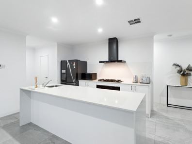 17 Gadir Street, Alkimos WA 6038