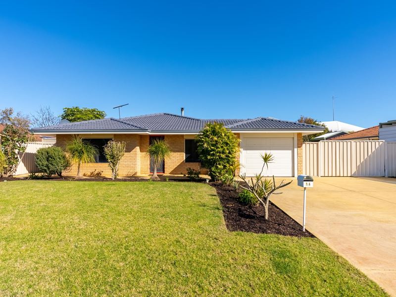 16 Meadow Court, Cooloongup WA 6168