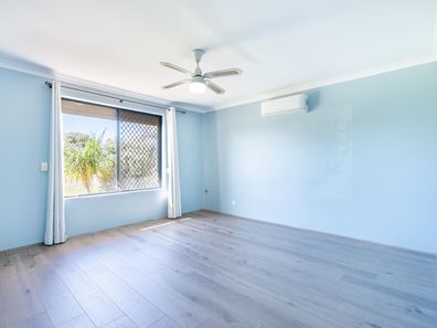 16 Meadow Court, Cooloongup WA 6168