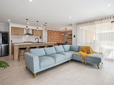 8 Cogita Avenue, Baldivis WA 6171