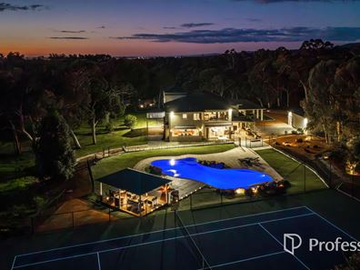 16 John Farrant Drive, Gooseberry Hill WA 6076