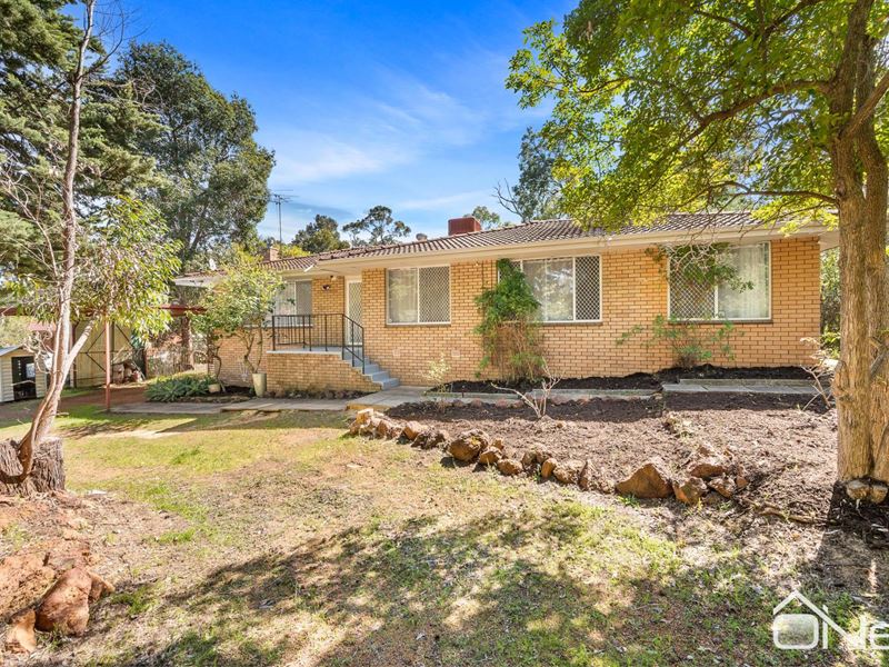 22 Hilton Road, Roleystone WA 6111