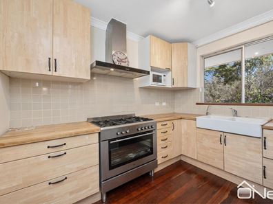 22 Hilton Road, Roleystone WA 6111