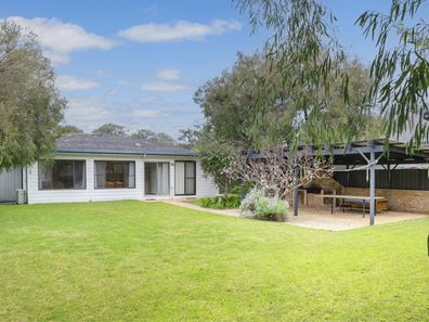 19 Marshall Street, Quindalup WA 6281