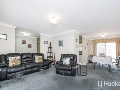 12 Moonstone Place, Gosnells WA 6110