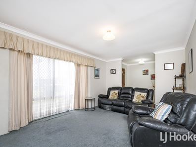 12 Moonstone Place, Gosnells WA 6110