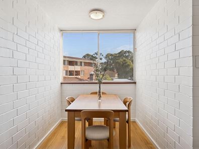 14E/47 Herdsman Parade, Wembley WA 6014