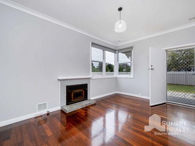 26 Devonshire Street, Withers WA 6230