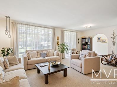 3 Hamersley Way, Kardinya WA 6163