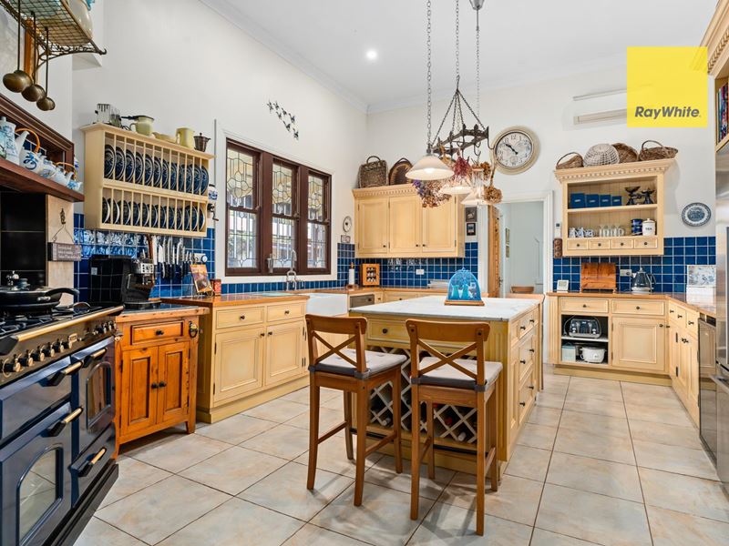 9 Lindsay Road, Greenbushes WA 6254