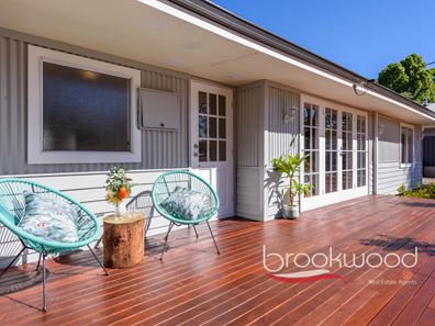 8 Herbert Street, Toodyay WA 6566
