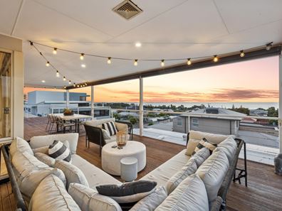 13 Tanunda Road, Coogee WA 6166