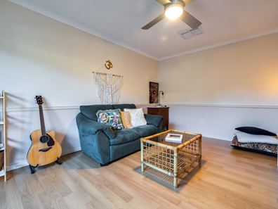 9 Rosewood Heights, Craigie WA 6025