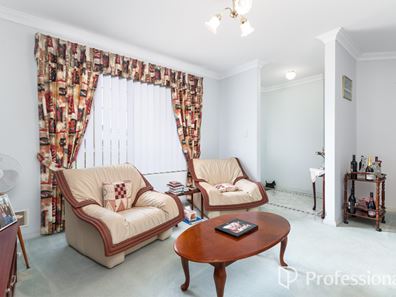 5 Tintagel Place, Ballajura WA 6066