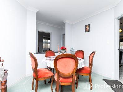 5 Tintagel Place, Ballajura WA 6066