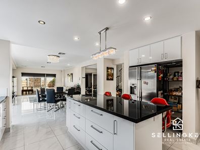 31 Clontarf Terrace, Canning Vale WA 6155