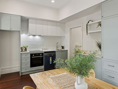 18 Coghlan Road, Subiaco WA 6008