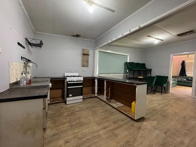 8 Oberthur Street, South Kalgoorlie WA 6430