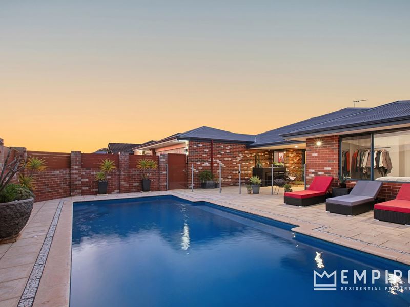19 Warrego Street, Hammond Park WA 6164