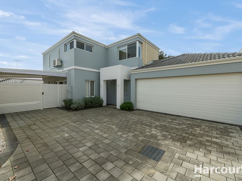 22b Sacramento Parade, Hocking WA 6065
