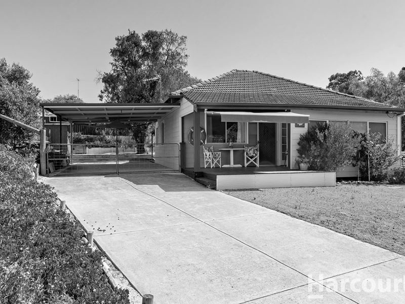 7 Yalgorup  Court, Preston Beach WA 6215