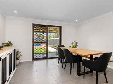 369 Collins Street, West Lamington WA 6430