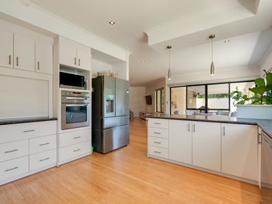 30 Zeus Avenue, Madeley WA 6065