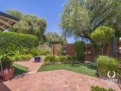 1/28 Edgecumbe Street, Como WA 6152