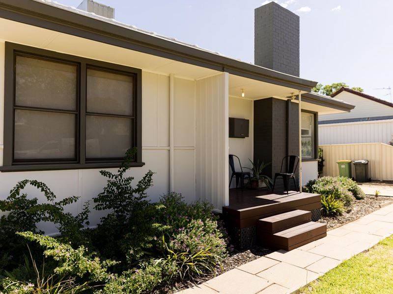 8 Jubilee Street, Merredin WA 6415