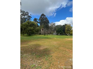 11 Karak Close, Jarrahdale WA 6124
