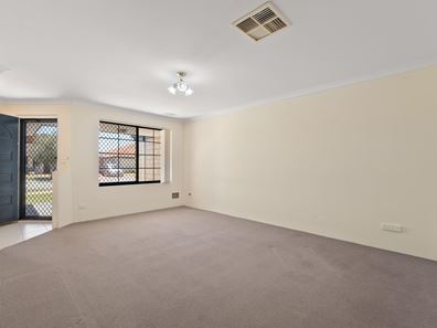 14 Fitzgibbon Road, Rockingham WA 6168