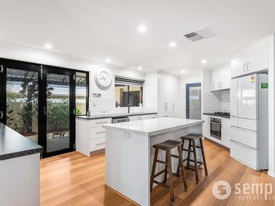 35 Imandra Circuit, Success WA 6164