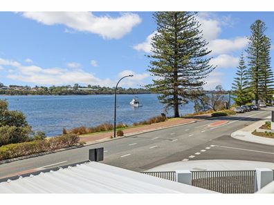 23A The Esplanade, Mount Pleasant WA 6153