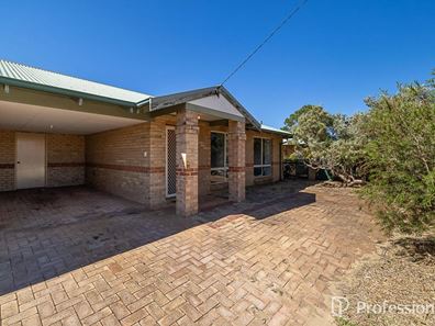 98 Church Avenue, Armadale WA 6112