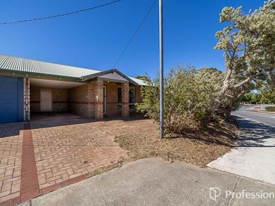 98 Church Avenue, Armadale WA 6112