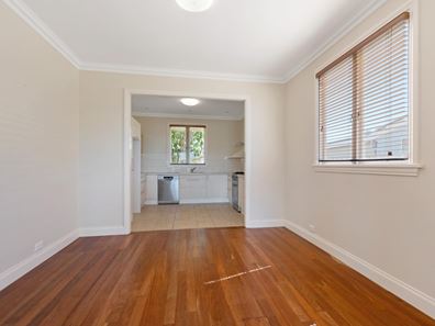 37 Whitfield Street, Beachlands WA 6530