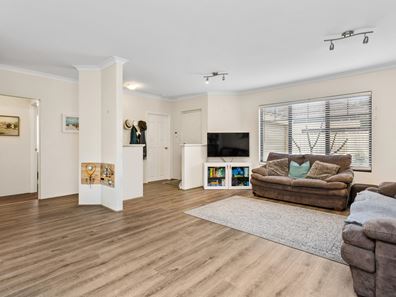 212B Ravenscar Street, Doubleview WA 6018