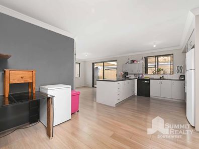 2 Breelya Entrance, Glen Iris WA 6230
