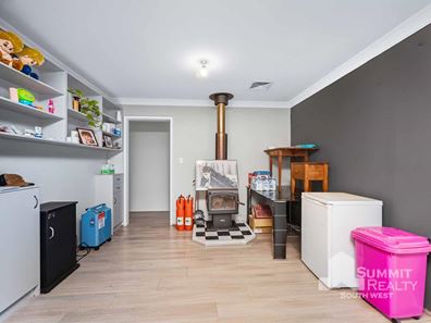 2 Breelya Entrance, Glen Iris WA 6230