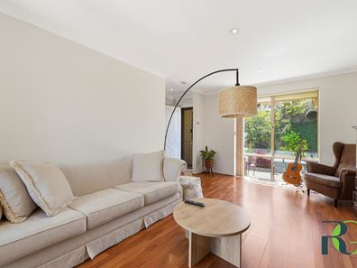 2/582 Canning Highway, Attadale WA 6156