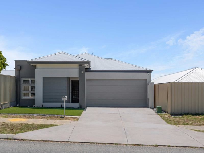 56 Sandalford Drive, Beldon WA 6027