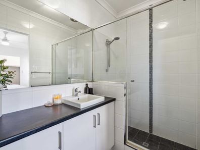 56 Sandalford Drive, Beldon WA 6027