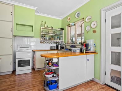 59 Bromley Rd, Hilton WA 6163
