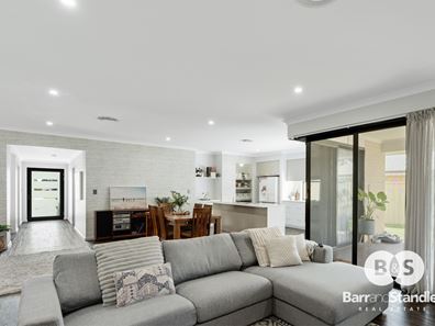 7 Hewison Street, Dardanup WA 6236