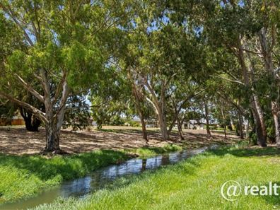 9/55 Telford Crescent, Stirling WA 6021