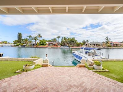 12 Donnelly Gardens, Dudley Park WA 6210