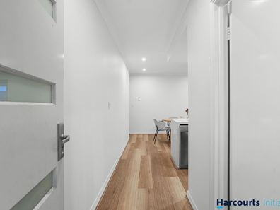 8B Emsworth Way, Balga WA 6061