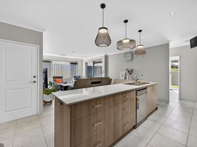 58 Cumberland Avenue, Ellenbrook WA 6069